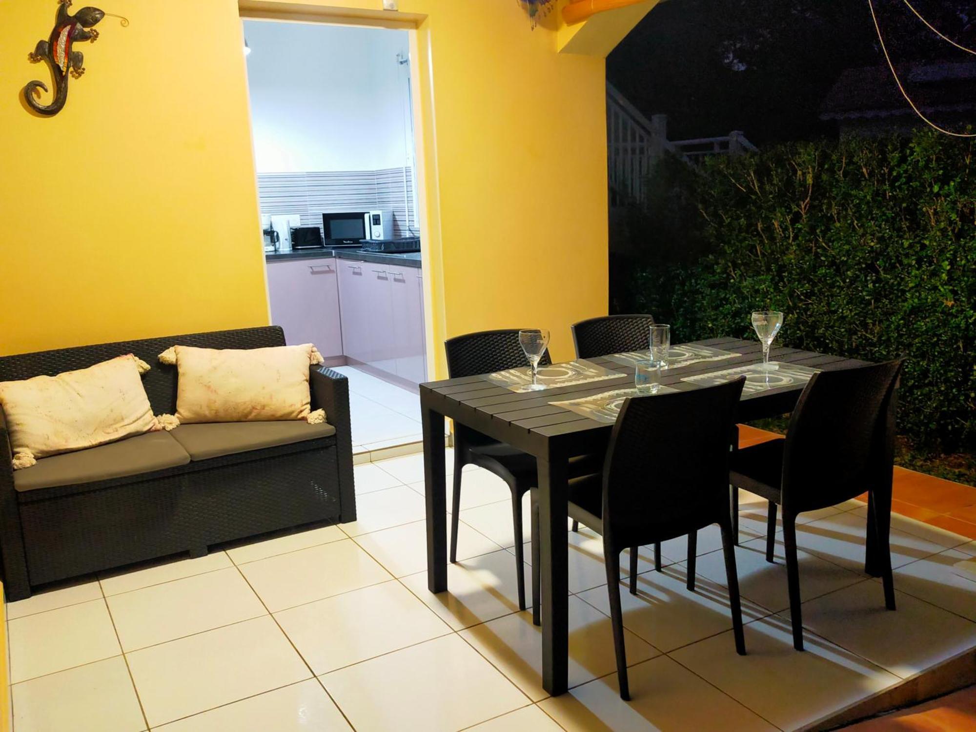 Les Naiades Apartment Goyave Exterior photo