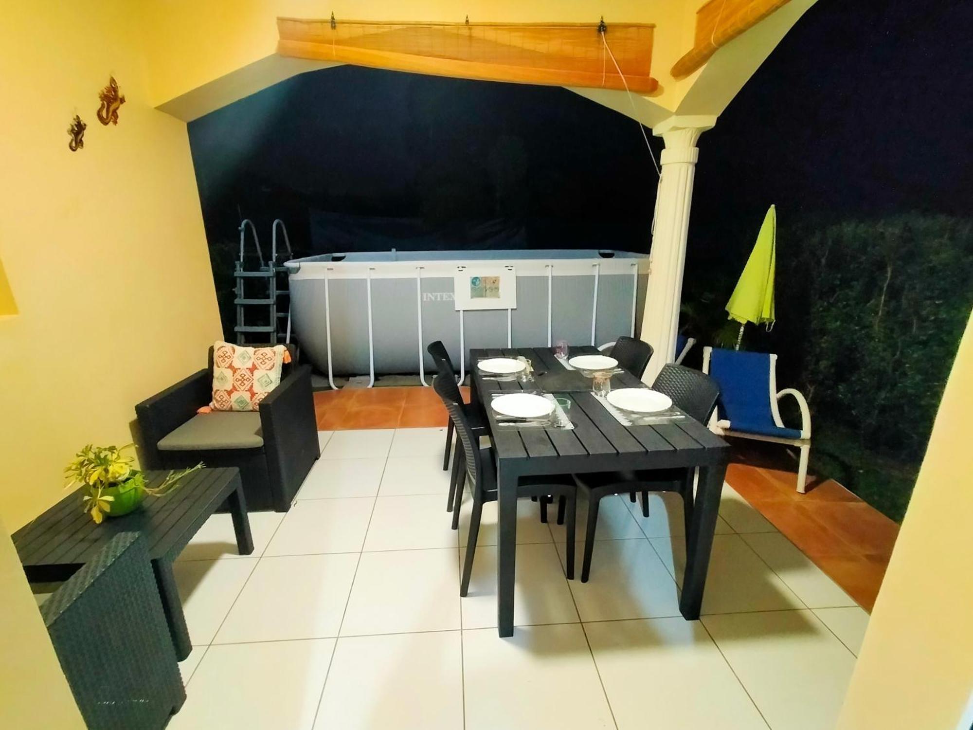 Les Naiades Apartment Goyave Exterior photo
